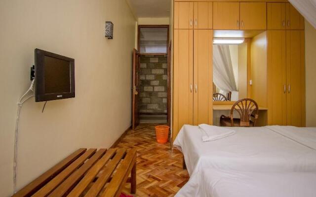 Vienna Woods Holiday Inn Limited
