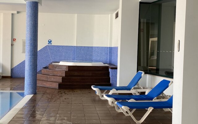 Sunset Haven in Albufeira - Short Walk to Oldtown