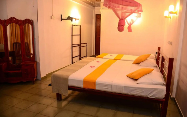 Shanthi beach resort