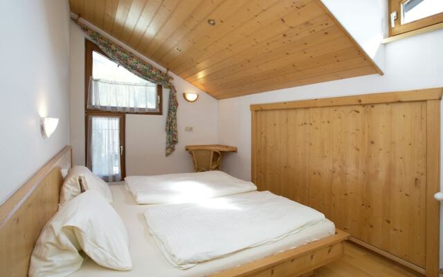 Apartment in Zauchensee Near Ski Bus