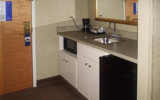 Hampton Inn & Suites Kalamazoo - Oshtemo
