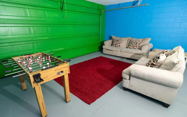 Beautiful Vacation Home Near Disney