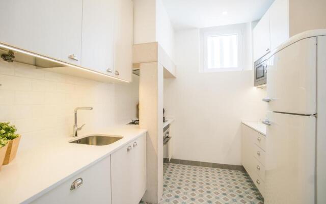 Chiado & Design Apartment