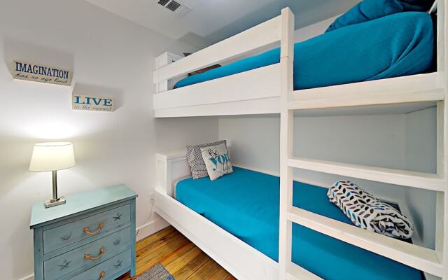 802 The Commons