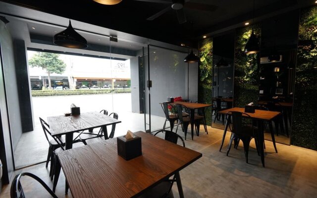 Sunrise Hostel