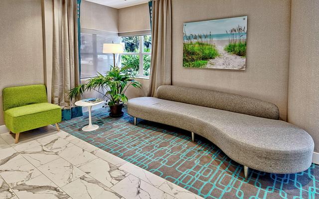 Hampton Inn Miami Beach - Mid Beach, FL