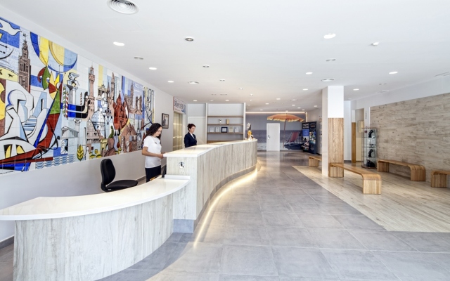 Los Amigos Beach Club Hotel