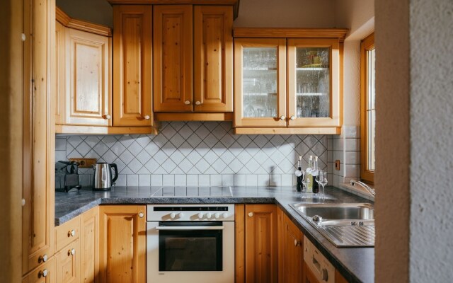 Cozy Apartment in Wenns With Mountain View