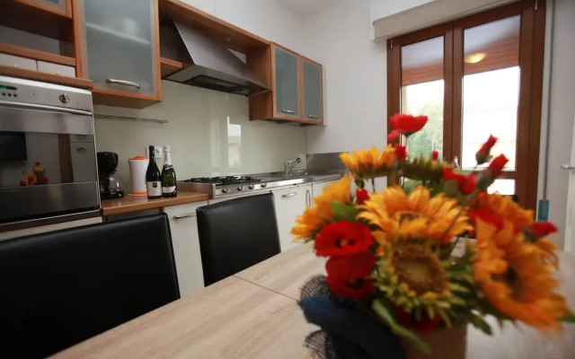 Renovated Flat Near the Beach - Beahost