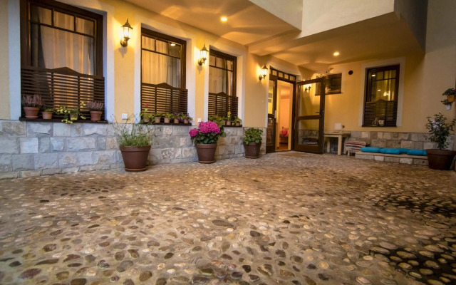 Hotel Logavina 8