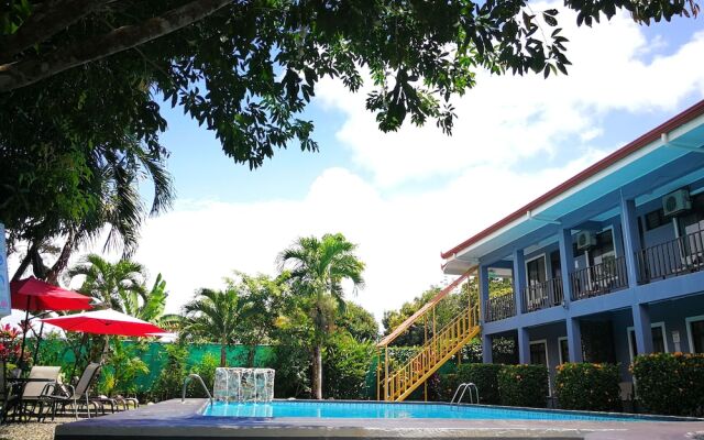 Hotel Marino Lodge