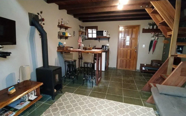 Chalé dos Pássaros - Varanda com vista p/ Natureza