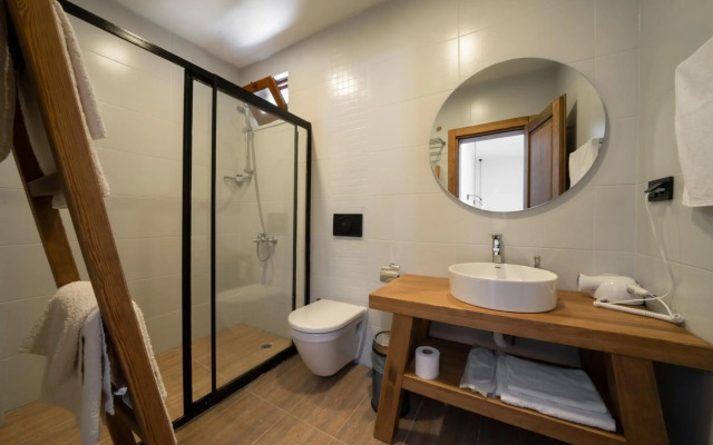 Zumrut Cirali Butik Otel
