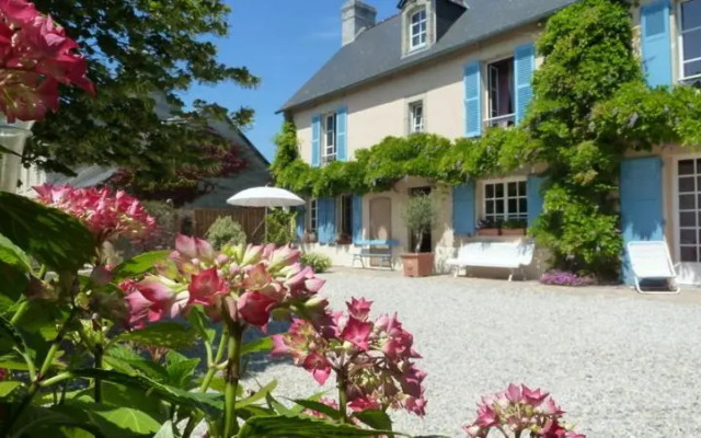 Les Volets Bleus