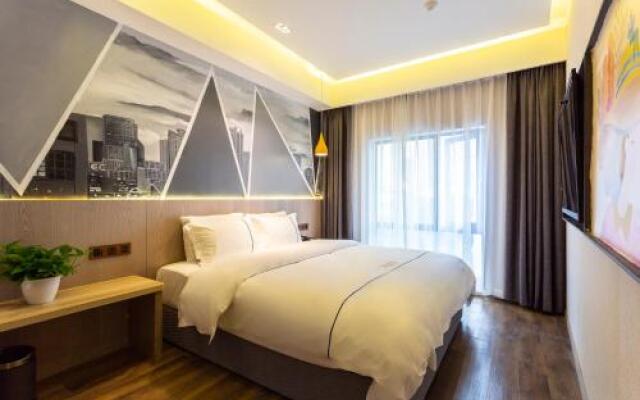 Jinglai Hotel·Selection (Shanghai Xujiahui Jiaotong University)
