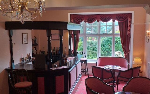 Channel House Hotel