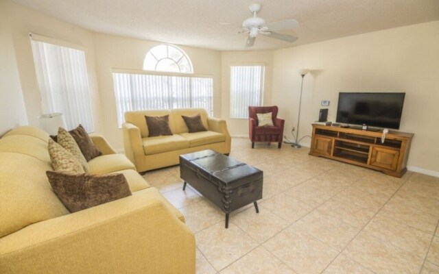 Lb019 3 Bedroom Condo by Redawning