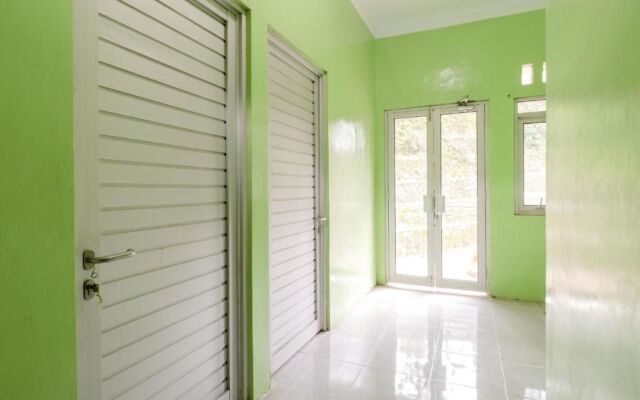 Serut 2 Homestay By Zuzu
