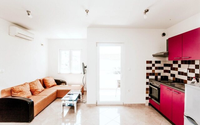 Apartment With one Bedroom in Trogir, With Wonderful sea View, Furnish
