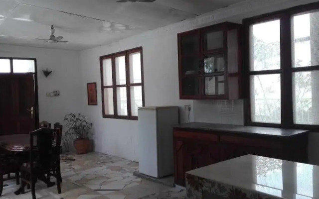 Bububu Apartment