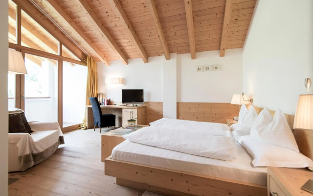 Alpine Hotel Ciasa Lara