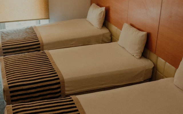 Nuzhet Hotel