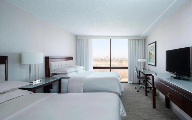 Sheraton West Des Moines Hotel