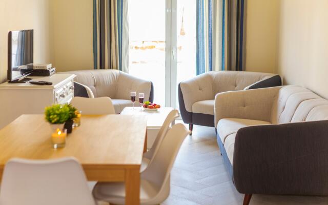 C10 - Lagos Center Apartment