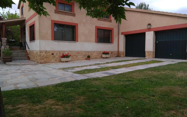Casa Rural Las Tuyas en Segovia