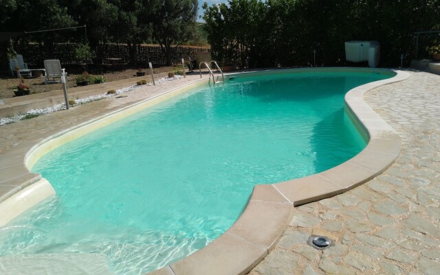 Baglio Antico Con Piscina