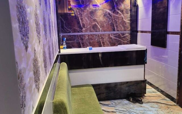 Hotel Tip Top Residency