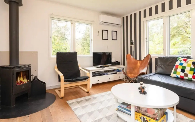 6 Person Holiday Home in Borup
