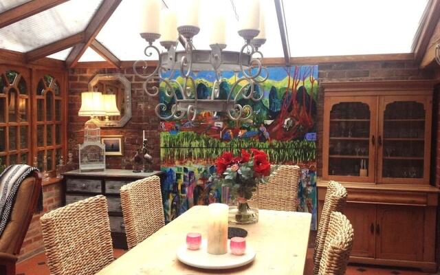 Smithy Studio Bed and Breakfast