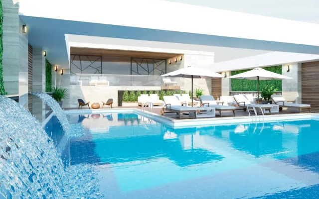 Paracel Danang Hotel