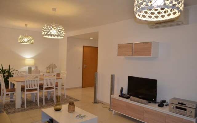 Magi Paradise Near the Beach by Madeira Sun Travel