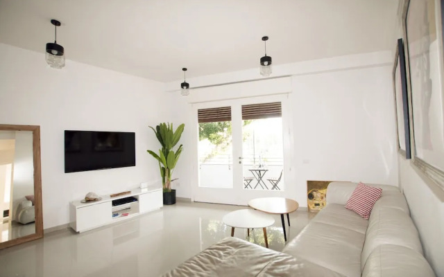 Quality 3BDR Dizengoff Square Pkg TL49