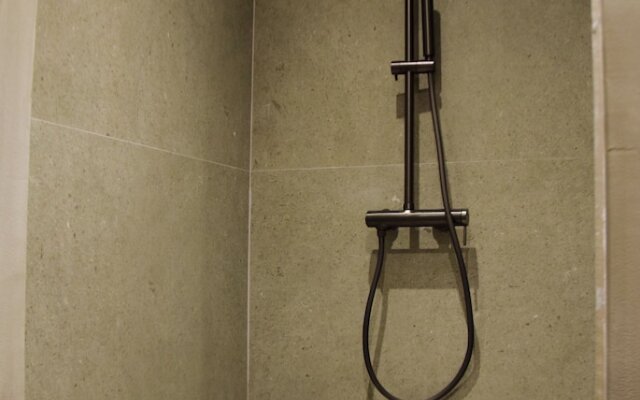 99 Adrianou Luxury Urban Stay