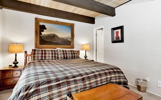 Smith Summit Chalet #2461