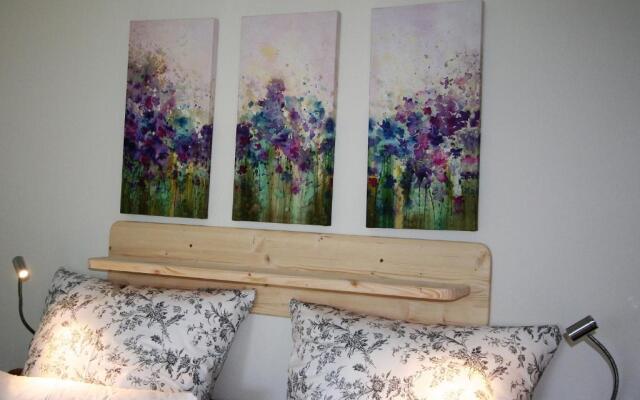 Alpenflair Ferienwohnungen Whg 107 "Fliederbusch"