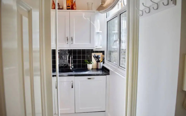 1 Bedroom Flat Close to Earls Court Station