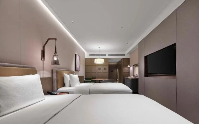 Doubletree By Hilton Yantai Golden Coast Hotel & Suites