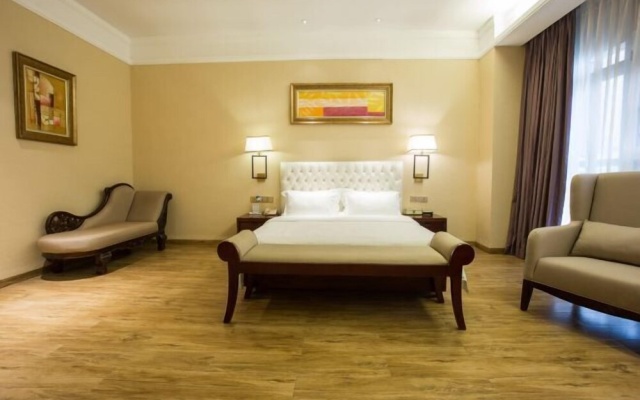 Jinbi World Hotel – Guest Rooms – Guangzhou