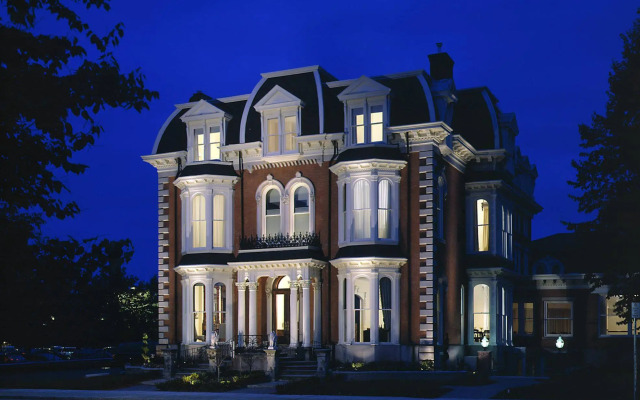 The Mansion On Delaware Ave