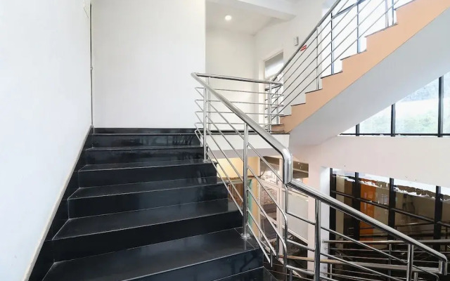 Fabhotel Elite Inn