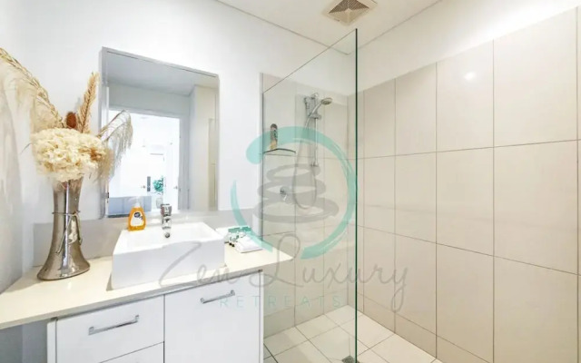 Zen Skytower Harbourview -exclusive 3br Family Apt