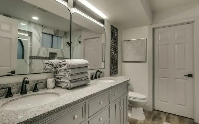 Fully Renovated Kierland Retreat W/pool & 4-bdrms!