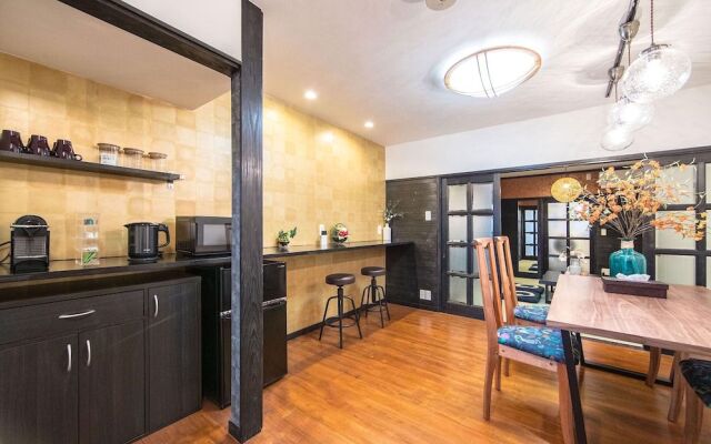 Zebrahouse Morinomiya