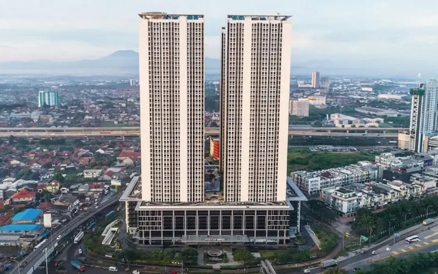 Louis Kienne Cikarang Hotel & Service Apartment