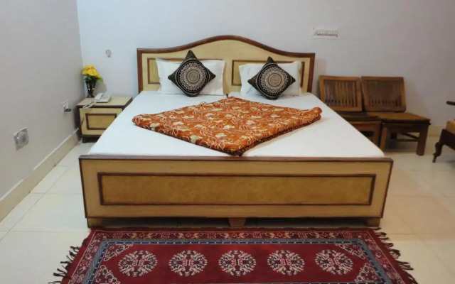 Hotel Swarajya Palace