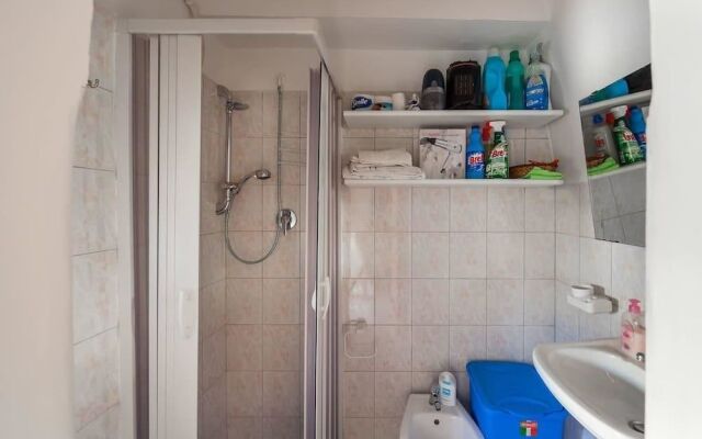 Monolocale finemente ristrutturato